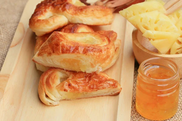 Pineapple Bread — Stock Photo, Image