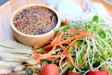 salata baharatlı genç yeşil ayçiçeği fide - Asya gıda