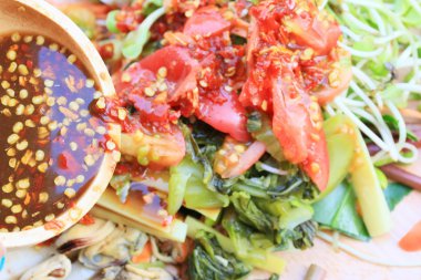 salata baharatlı genç yeşil ayçiçeği fide - Asya gıda