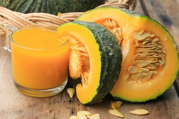 Fresh pumpkin juice — Stock Photo, Image