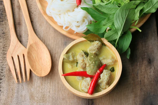 Taste of green curry coconut milk and rice noodle — Stock Photo, Image