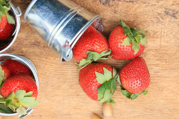 Erdbeere frisches Obst — Stockfoto