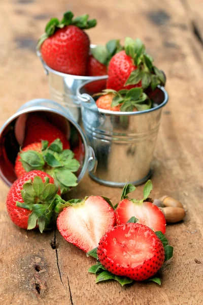 Erdbeere frisches Obst — Stockfoto