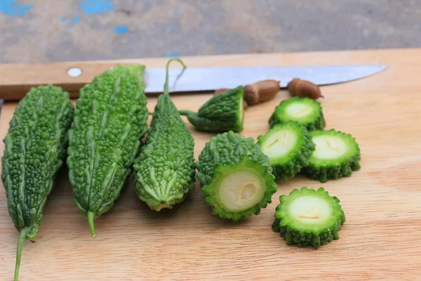 Frisches Gemüse bittere Melone — Stockfoto