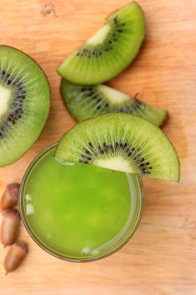 Jugo de kiwi fresco — Foto de Stock