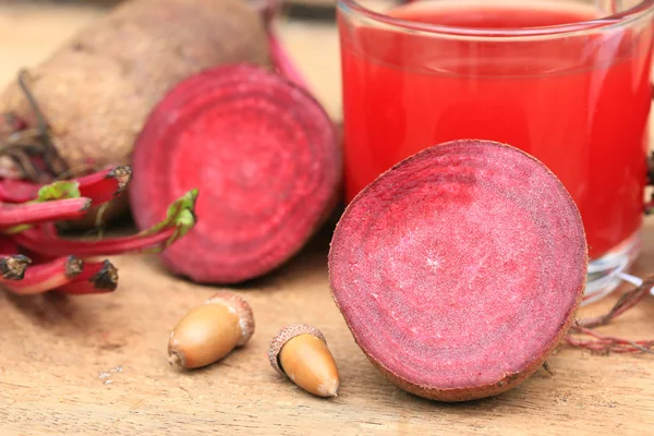 Verduras frescas zumo de remolacha — Foto de Stock