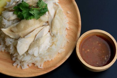 tavuk haşlanmış pirinç