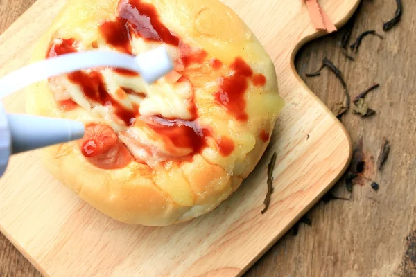 Mini pizza salsiccia — Foto Stock