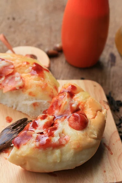 Mini sausage pizza — Stock Photo, Image