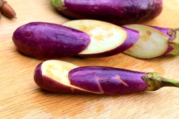 Purple eggplants — Stock Photo, Image