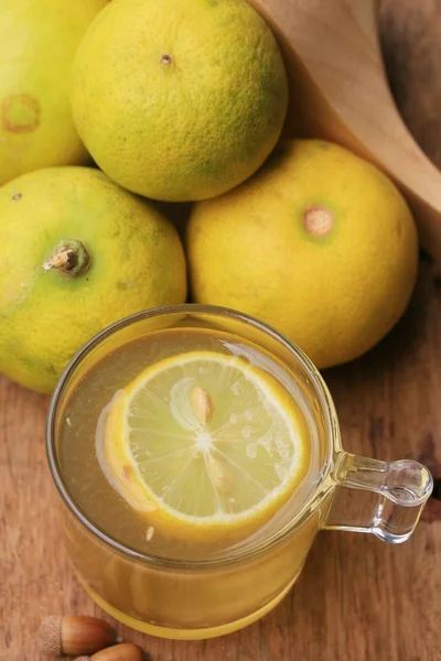 Zitronensaft — Stockfoto