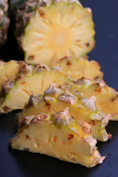 Čerstvé ananasové ovoce — Stock fotografie