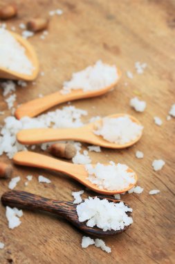 ahşap bir vintage üzerinde beyaz tuz