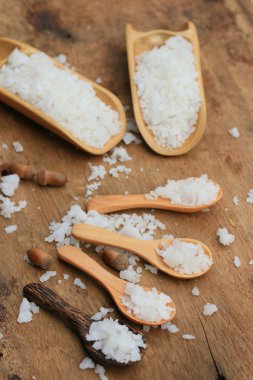 ahşap bir vintage üzerinde beyaz tuz