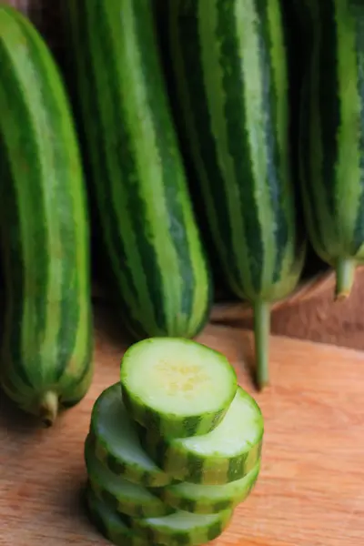 蔬菜新鲜黄瓜 — 图库照片