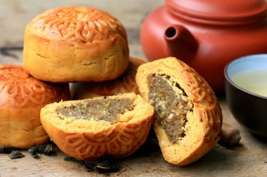 Festival moon pasta ve sıcak çay - Çin kek