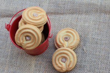 lezzetli krem kurabiye 