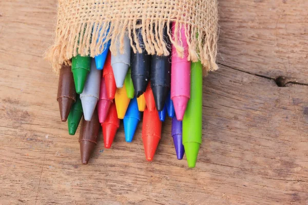 Crayons de cire sur bois vintage — Photo