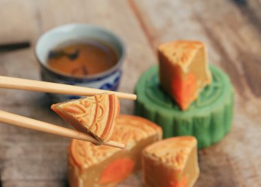 Festival moon pasta ve sıcak çay - Çin kek
