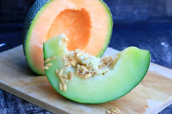 Mix van vers groen en oranje meloen — Stockfoto