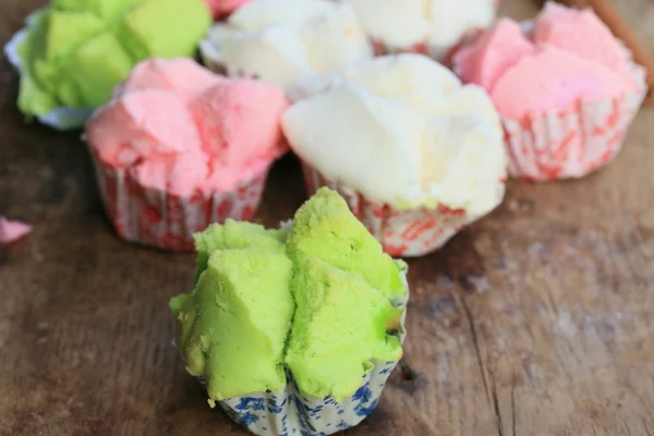 Colorido de sabrosos cupcakes —  Fotos de Stock