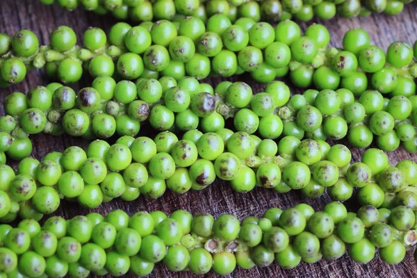 Semillas de pimienta verde fresca —  Fotos de Stock