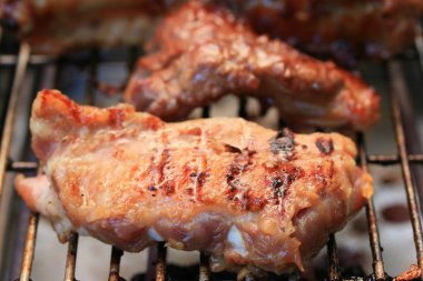 Izgara domuz pirzolası.