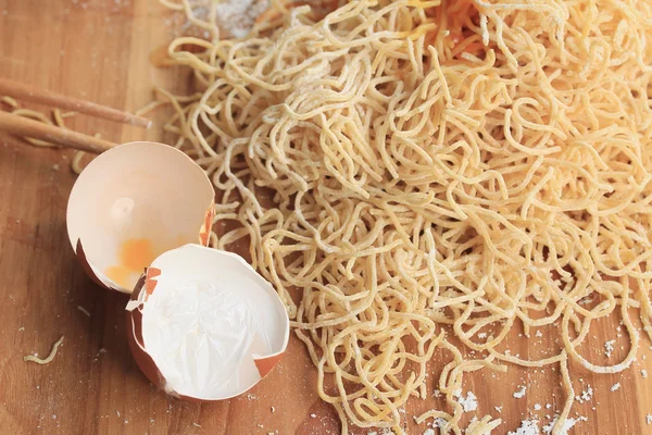 Macarrão de ovo — Fotografia de Stock