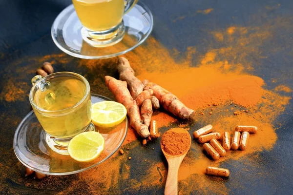 zerdeçal limon çayı ile