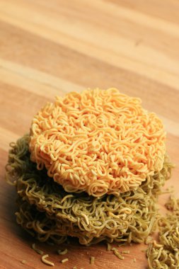 kurutulmuş şehriye