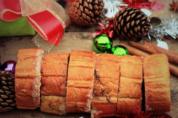 Chocolate cake yule log — Stock Photo, Image