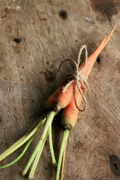 Fresh carrot wood background — Stock Photo, Image