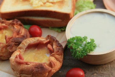 Kahvaltı ile patates çorbası