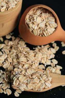 yulaf gevreği siyah arka plan