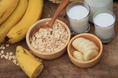 Sütlü yulaf gevreği