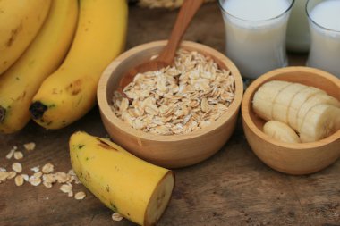 Sütlü yulaf gevreği