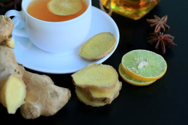 zencefil ile sıcak çay