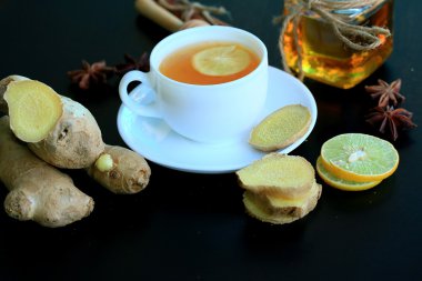 zencefil ile sıcak çay