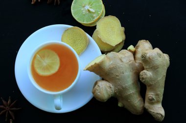 zencefil ile sıcak çay