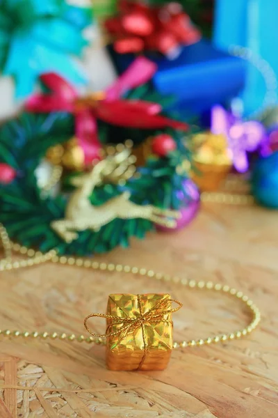 Caja de regalo decorativa de Navidad — Foto de Stock