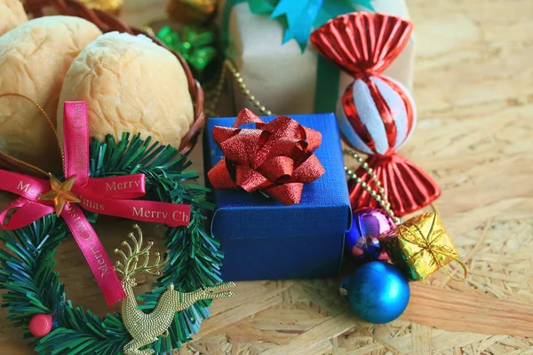 Caixa de presente decorativa de Natal — Fotografia de Stock