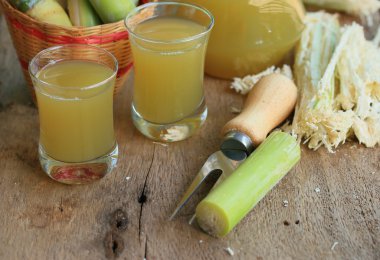 şeker kamışı pekmezi ile