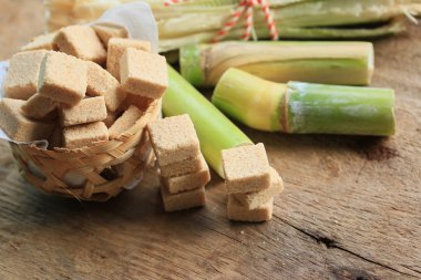 şeker küpleri ahşap arka plan