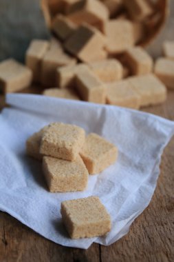 şeker küpleri ahşap arka plan