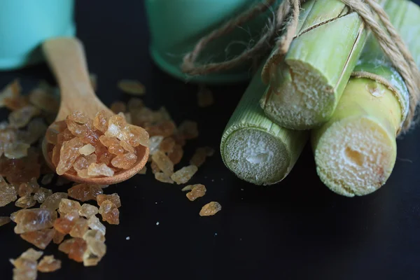 Organik şeker kamışı kahverengi