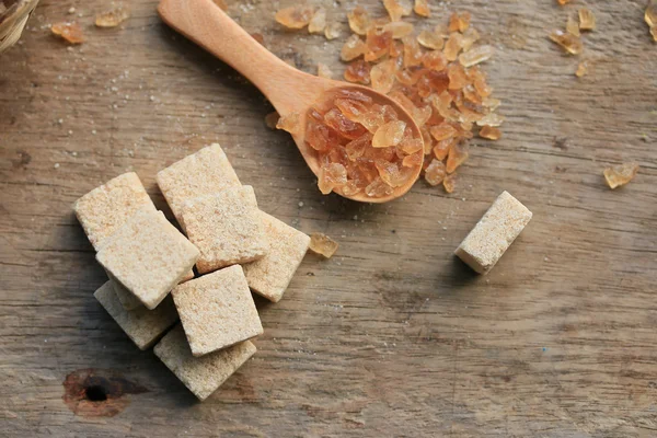 Organik şeker kamışı küpleri