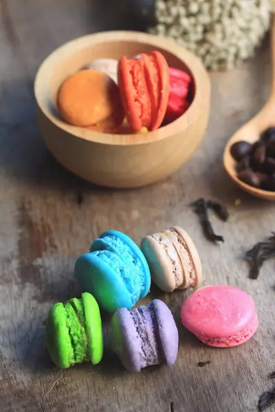 Traditional french colorful macaroons — Stock Photo, Image