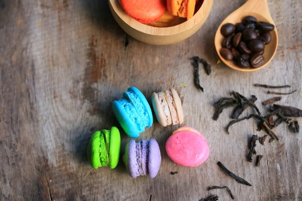 Traditional french colorful macaroons — Stock Photo, Image