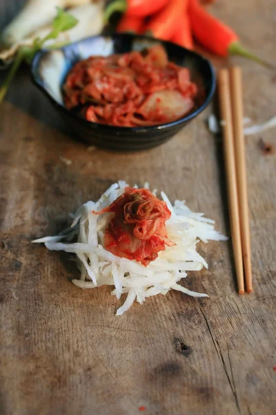 Rábano kimchi - comida coreana — Foto de Stock