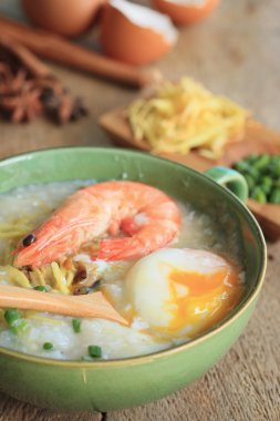 karidesli pirinç lapası